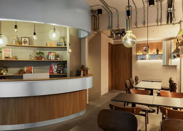 Hostel The District Ekkamai Bangkok